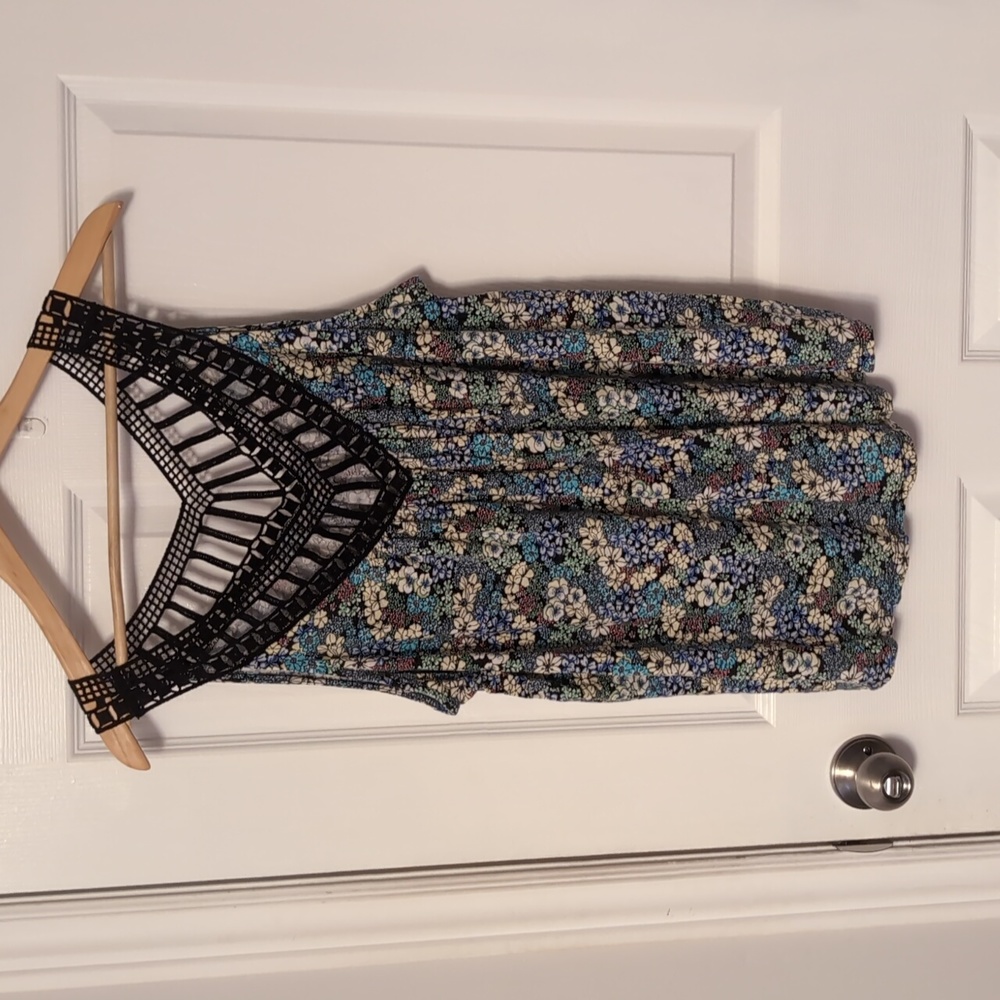 Ricki's flowy Flower Top